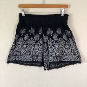 BILA Boho Shorts Wide Leg Flowy Smocked Waist NEW Bandanna Print Beach Black XL